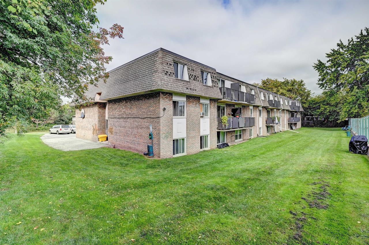 Galt View Apartments | 2865253
