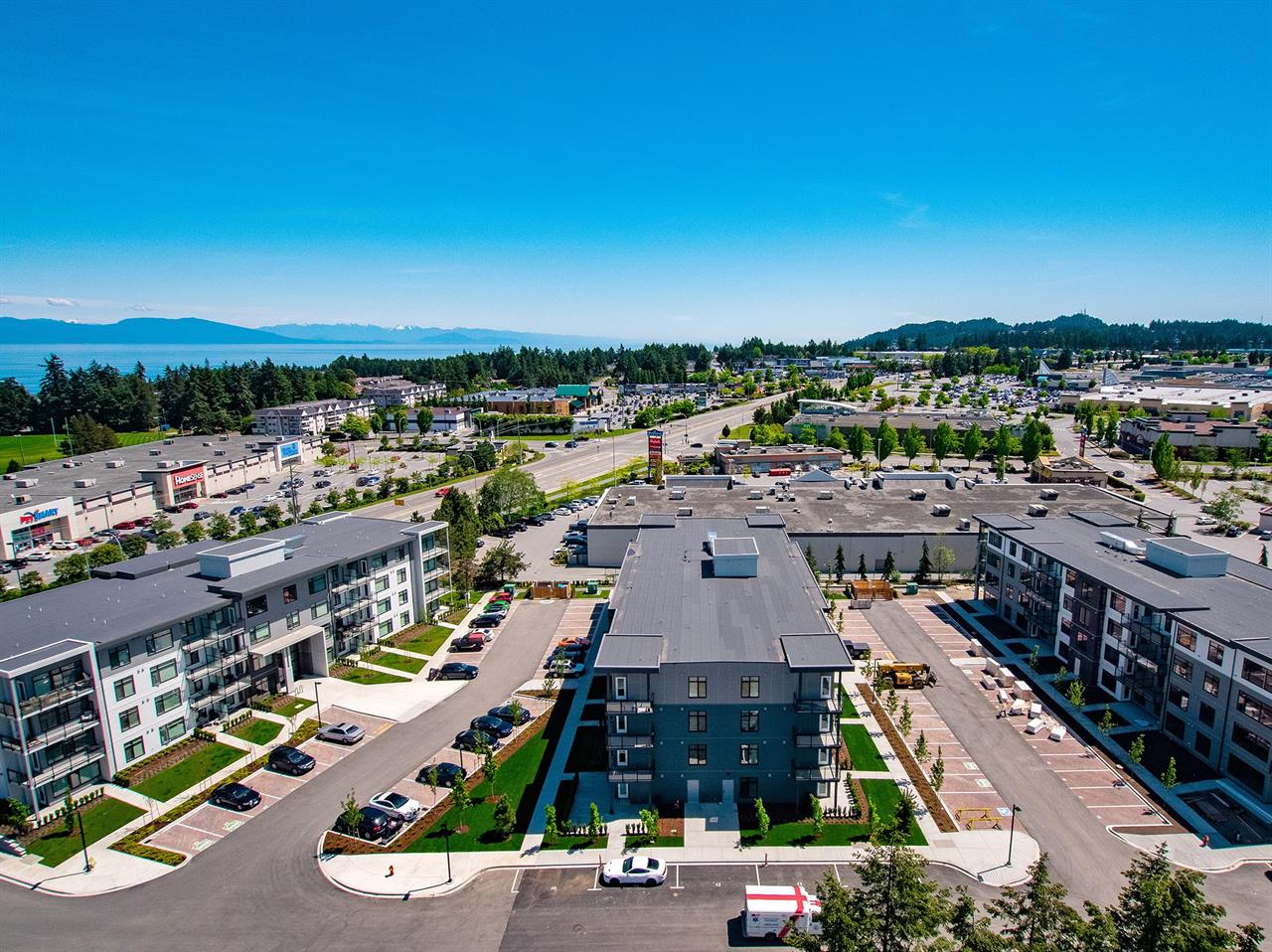 North Point Apartments | 2865281
