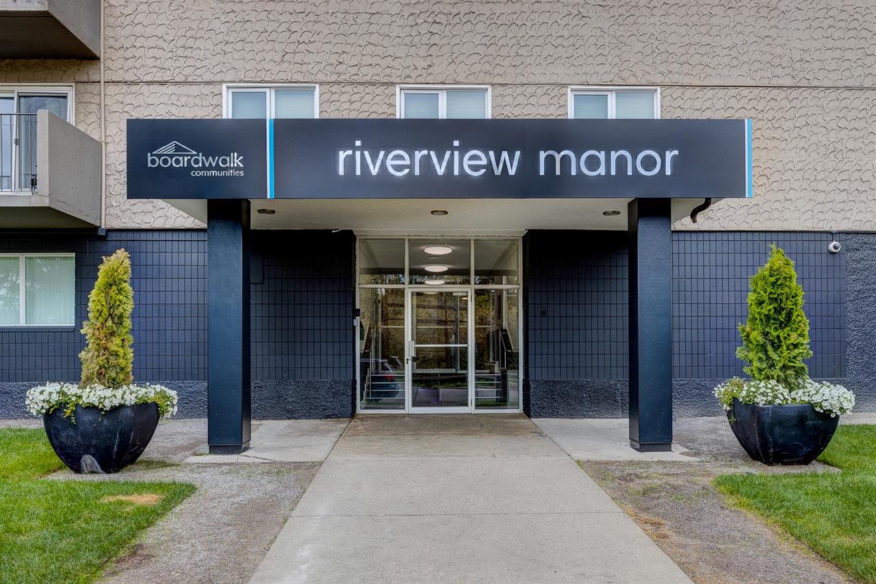 Riverview Manor | 2865316