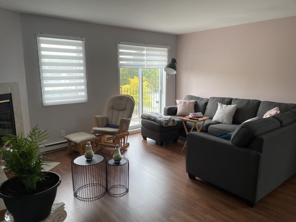 SUPERBE 4 1/2 SUR À LOUER, disponible le 1er Août, IMPECCABLE. | 2865340