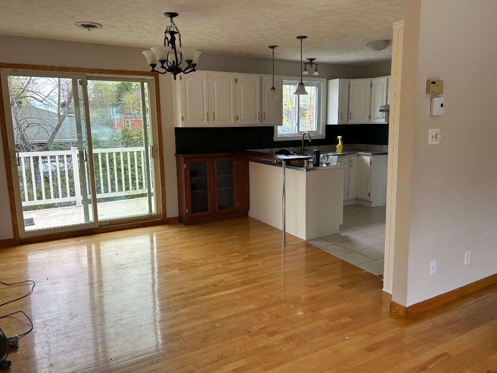 Logement spacieux 2 chambres, air climatisé, près des services, secteur Jacques-Cartier | 2865360