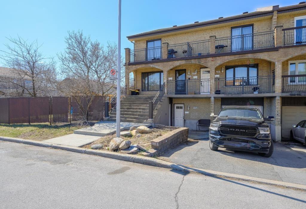 Très beau 4 et demis à Longueuil | 2865368