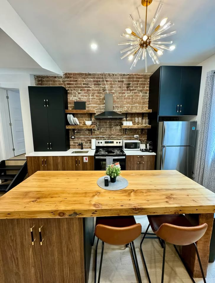 Plateau/Downtown - 3 Bedrooms Furnished | 2865387