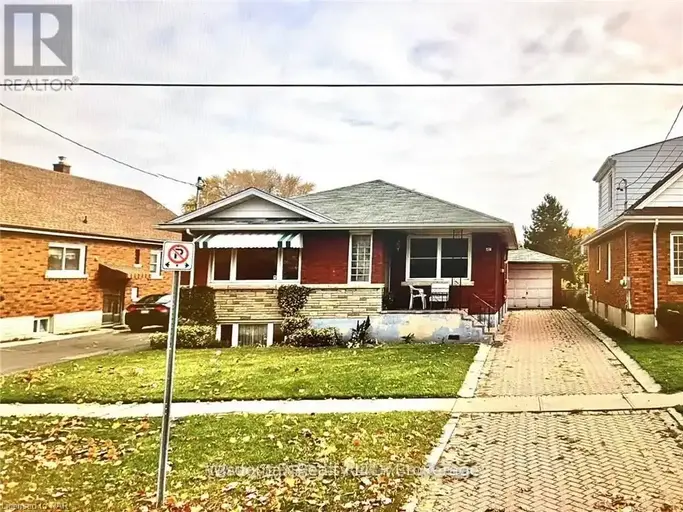 MAINFLOOR - 20 OBLATE STREET | MAINFLOOR - 20 OBLATE STREET, St. Catharines | 2913300