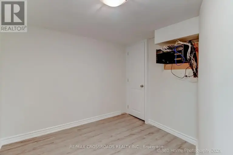 BSMT - 305 OLD HARWOOD AVENUE | BSMT - 305 OLD HARWOOD AVENUE, Ajax | 2866195