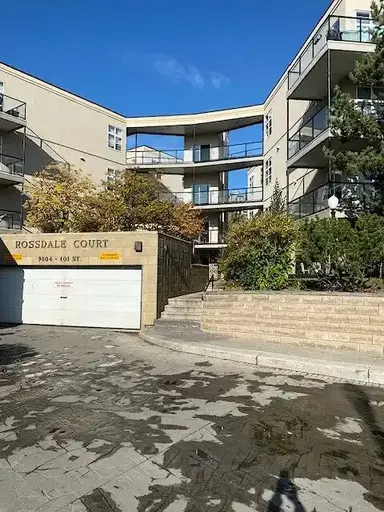 Upgraded river valley 3-bedroom/2-bathroom condo | 123 - 9804 101 Street NW, Edmonton | 2869429