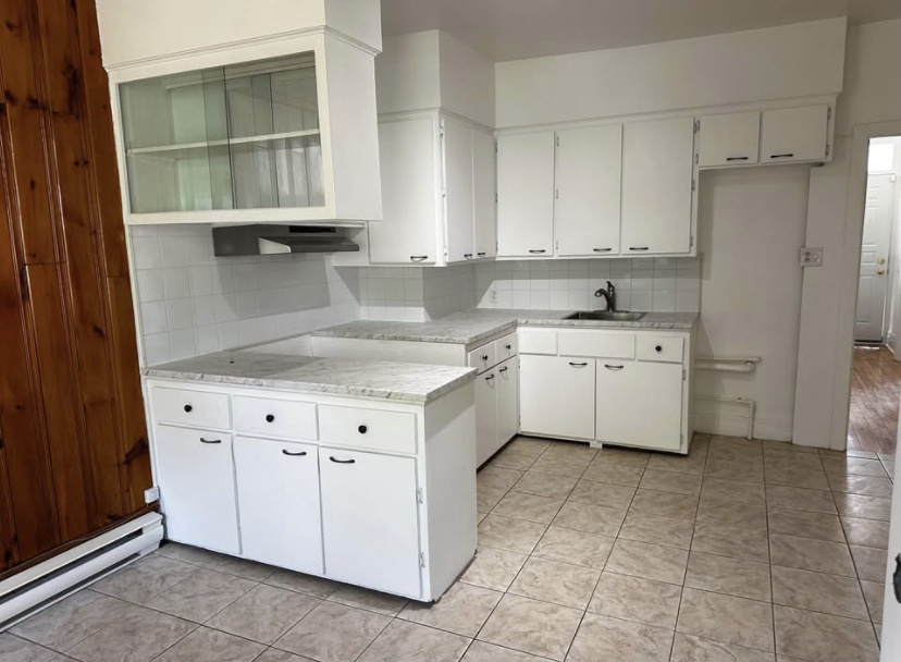 À LOUER - Grand 4 ½ Fraîchement Rénové | 2869572