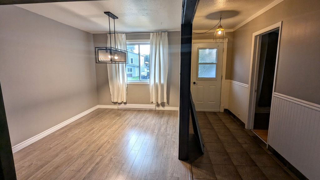 Grand 5 1/2 Avec Sous-sol à Louer | 2869577