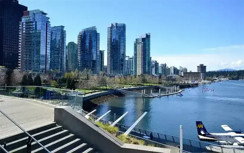 Rogers Tower (formerly Shaw Tower) - Upscale Living | 1077 West Cordova Street, Vancouver | 2869878