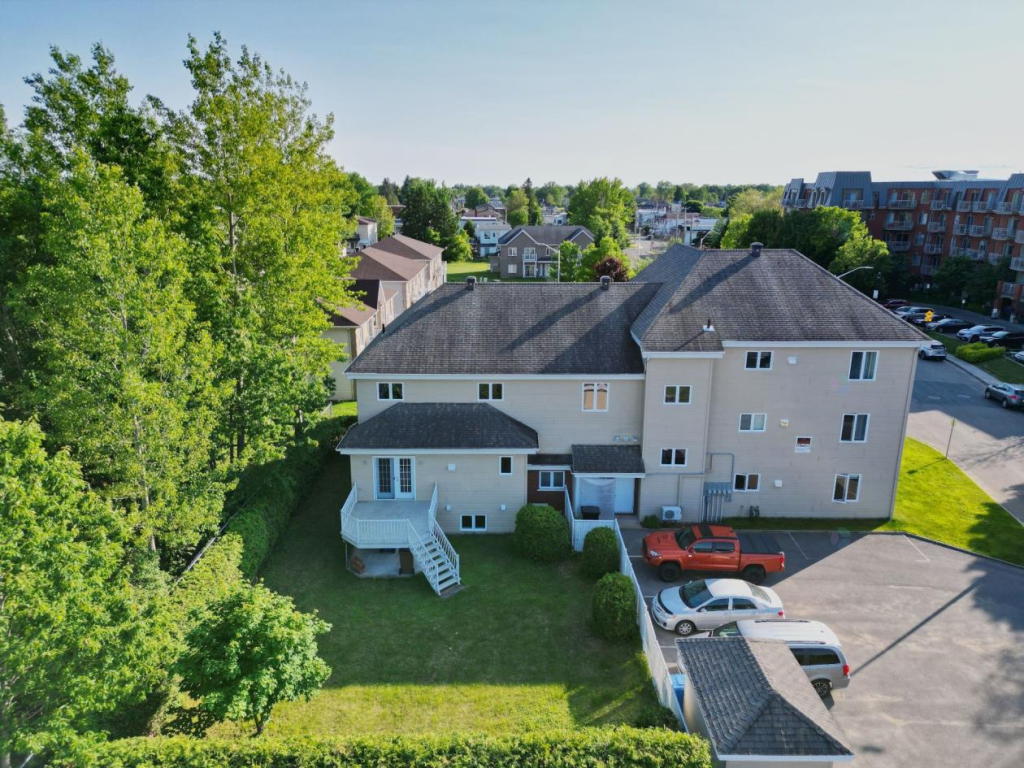 Immense 5 1/2 à Deux Pas De L'hôpital | 2870071