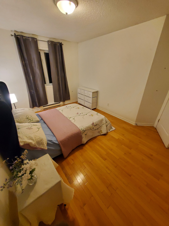 Belle Grande Chambre à Louer (femme) | 2870095