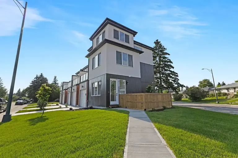 The Patio Residences: 3 Bedroom + 3 Ensuites Attached Garage Home in Banff Trail | 1 - 2202 25 Avenue Northwest, Calgary | 2870256