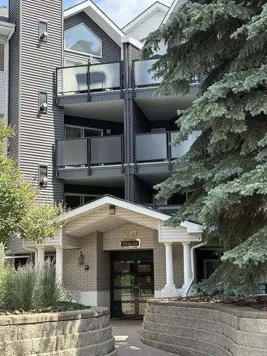 Bright, Spacious 2 Bed, 2 Bath Condo w Balcony, Fireplace & Underground Parking | 218 - 20 Sierra Morena Mews Southwest, Calgary | 2870292