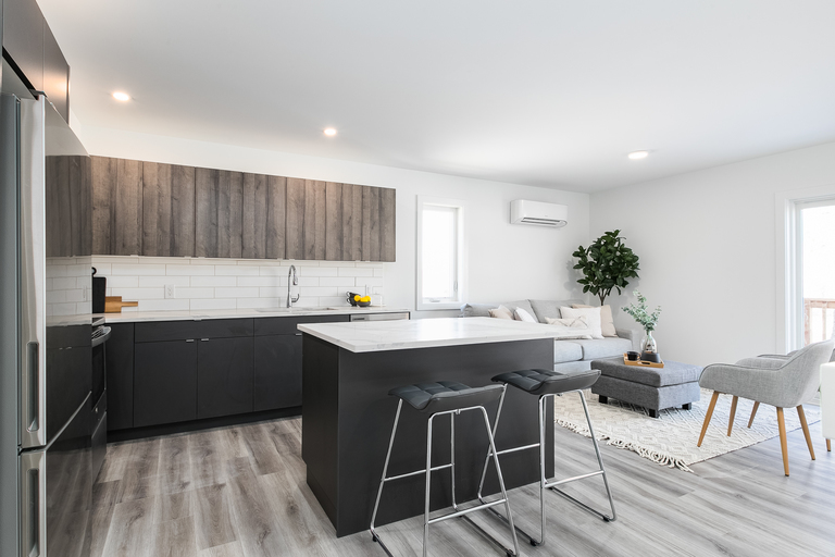 2 Bedroom Upper Floor Unit - St. Boniface | 583 Cote Street, Winnipeg | 2870344