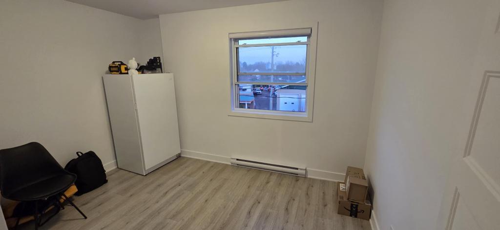 Grand 4 1/2 a louer mois de juillet a 837$ | 2870367