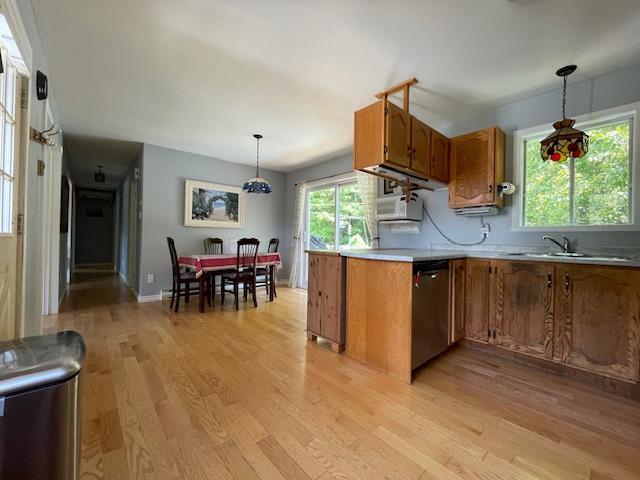 MAISON A LOUER 1er ETAGE $1950 (non meublée) $2250 meublee. 1er Aout, possible de déménager en juillet. | 2870597