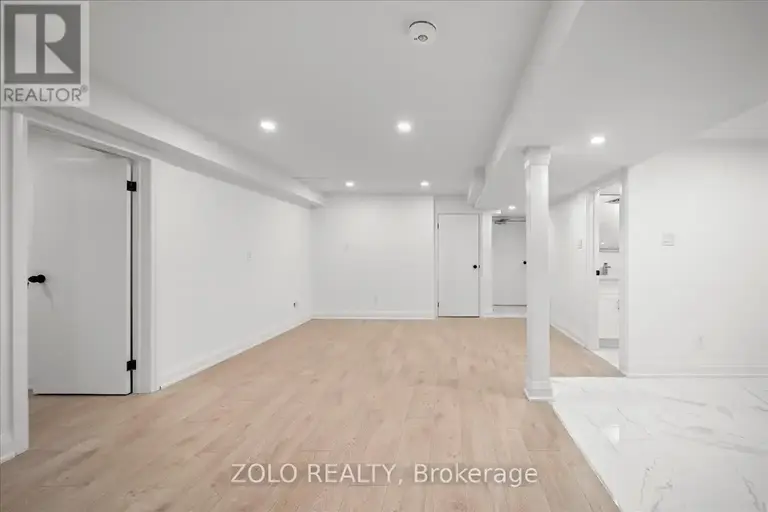 LOWER - 278 ALEX DONER DRIVE | LOWER - 278 ALEX DONER DRIVE, Newmarket | 2870657