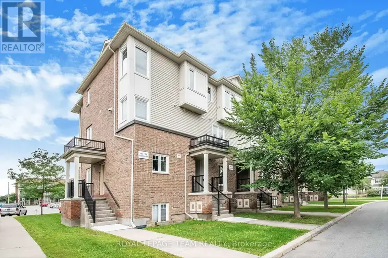 164 URBANCREST PRIVATE | 164 URBANCREST PRIVATE, Ottawa | 2870785