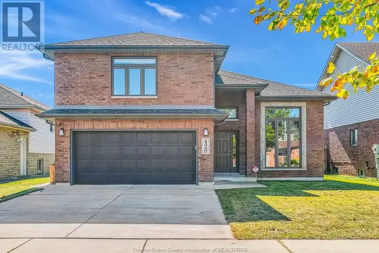 420 RUNSTEDLER | 420 RUNSTEDLER, LaSalle | 2870804