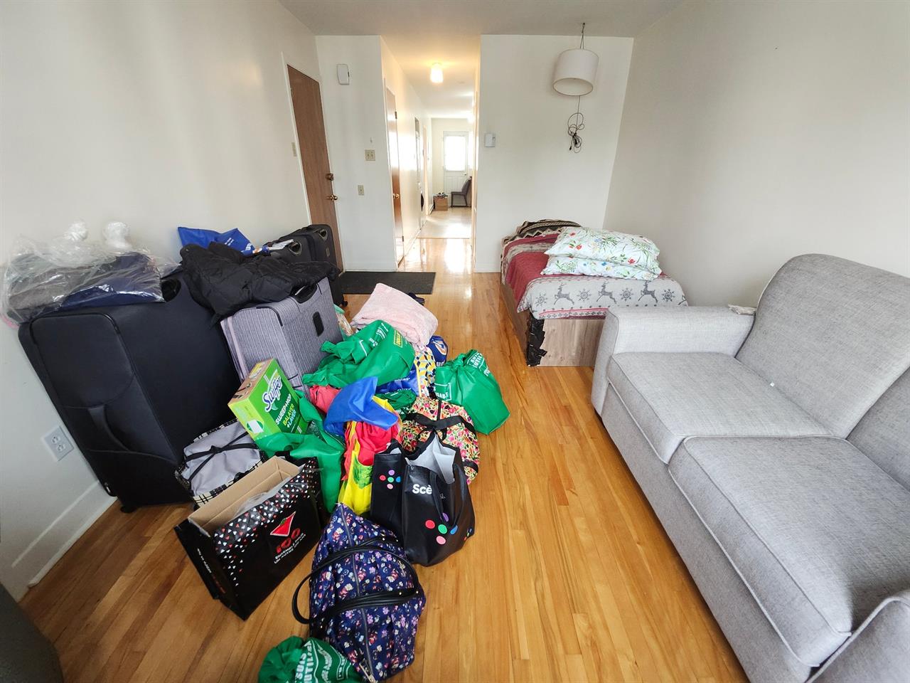 Appartement Montréal (Saint-Léonard) À Louer | 2878349