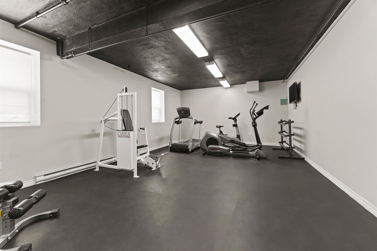 Granada Apartments | 2878453