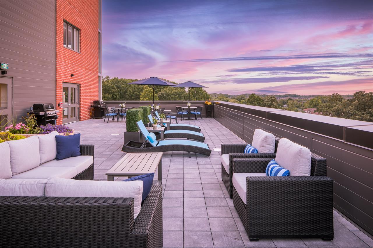 Lancaster Park Apartments | 2878469
