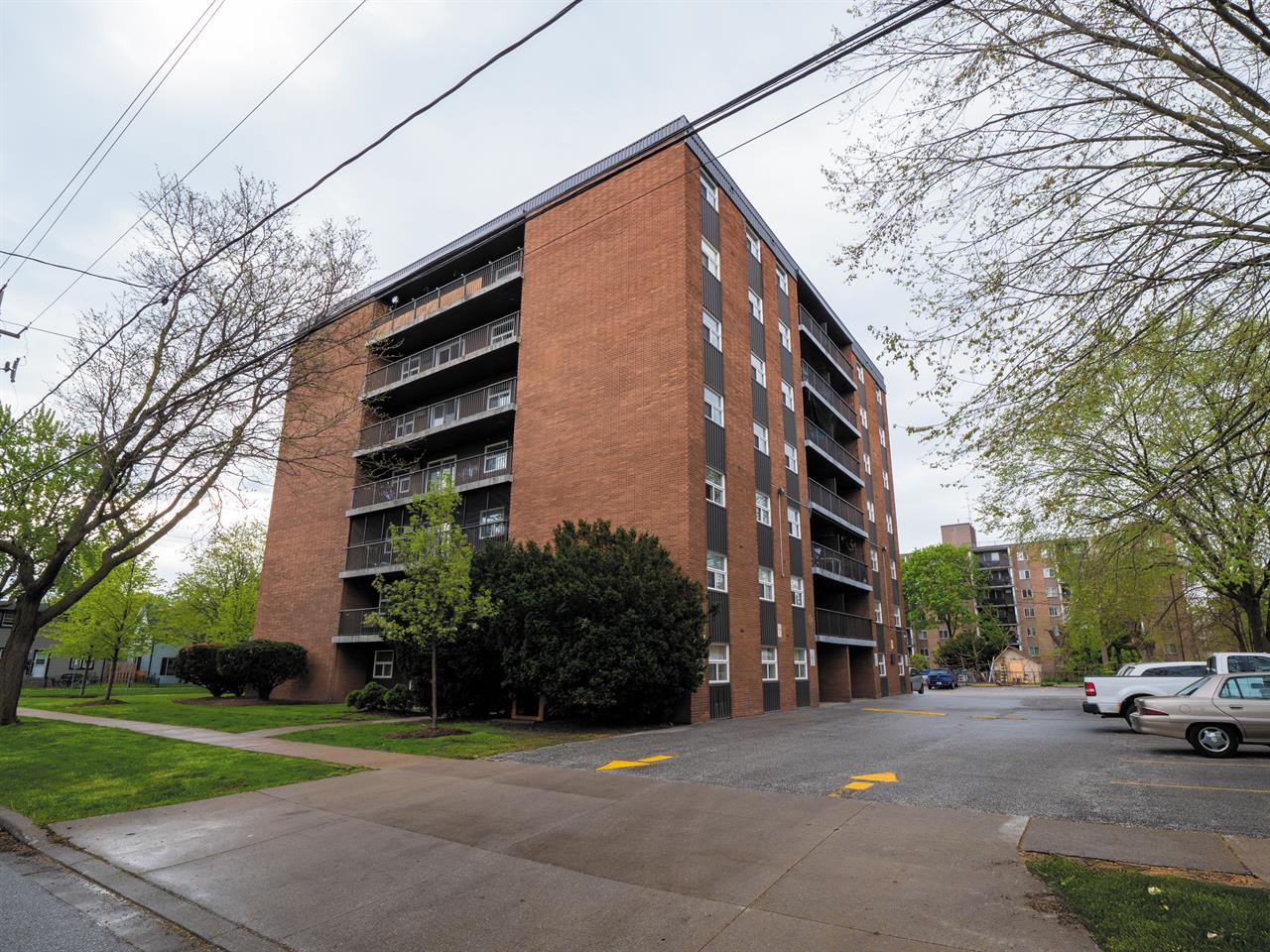 Karita Tower Apartments | 2878470