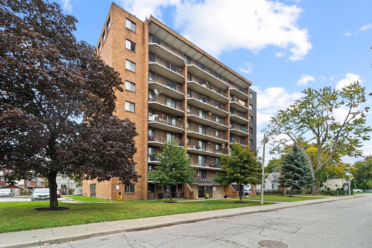 Caron Tower Apartments | 2878471