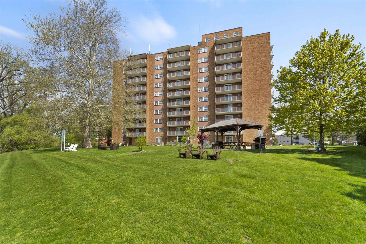 Thames Park Tower Apartments | 2878486