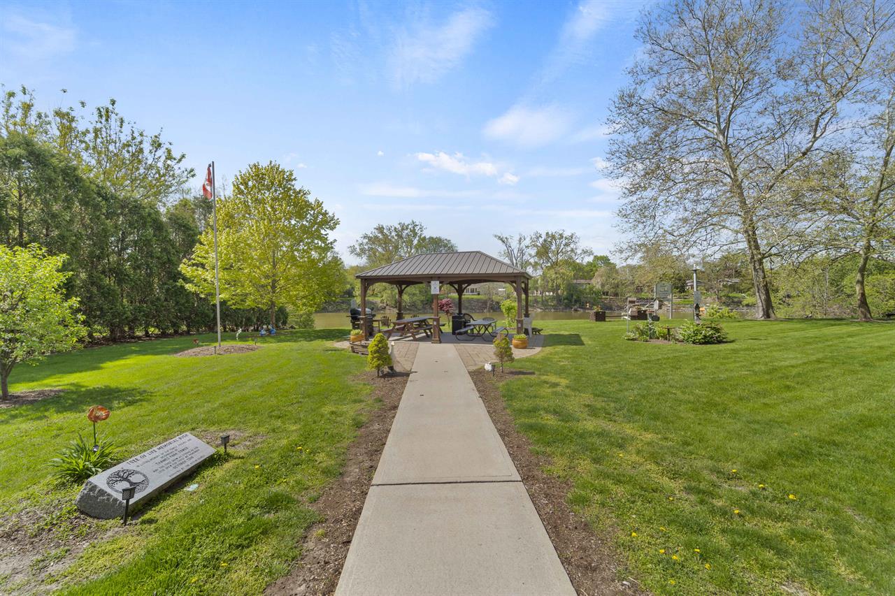 Thames Park Tower Apartments | 2878486
