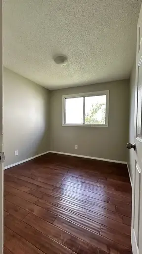 Sunny Room for Rent in Radisson Heights | Calgary | 2895368