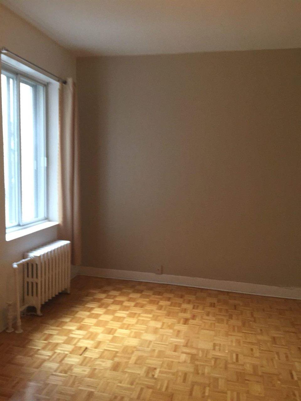 3 CH - 1 SDB - Montréal - $2,150 /mo | 2878827