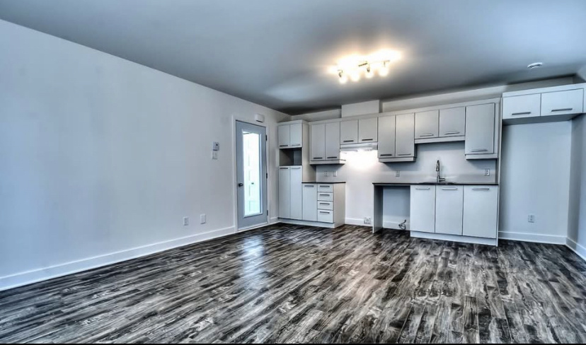 Magnifique Condo 3 ½ à Louer | 2878848