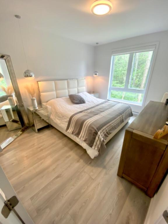 Condo Meubler 41/2 , 2 salle de bain 2 chambre 1 bureau | 2879175