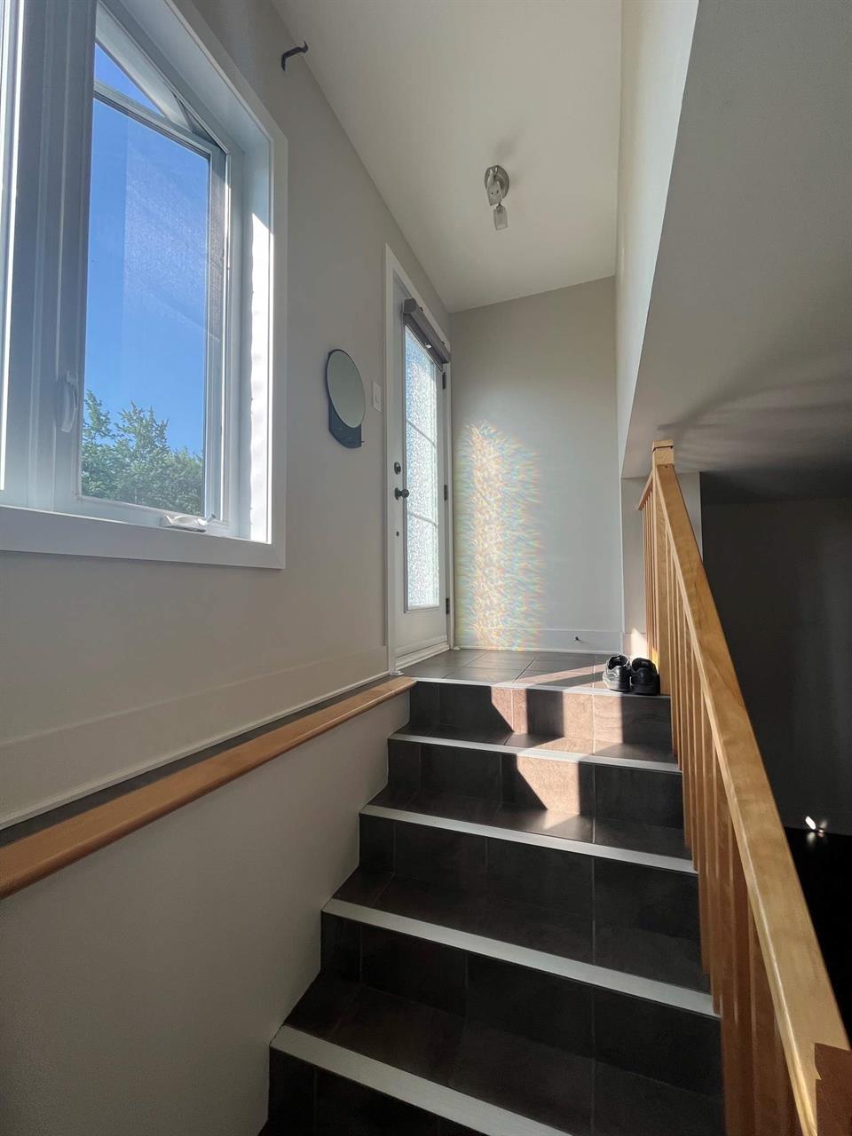 APPARTEMENT 4½ À LOUER - 15 JUILLET - LACHUTE | 2881921