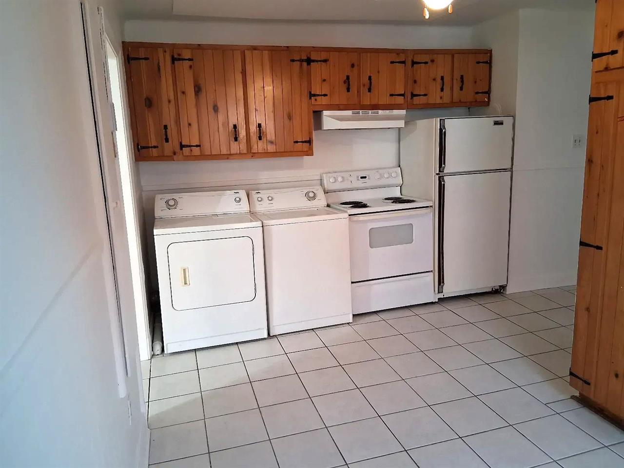 Immeuble - 1319-1323 Saint-André Beau 3 1/2 Près De L'Université | 2881924
