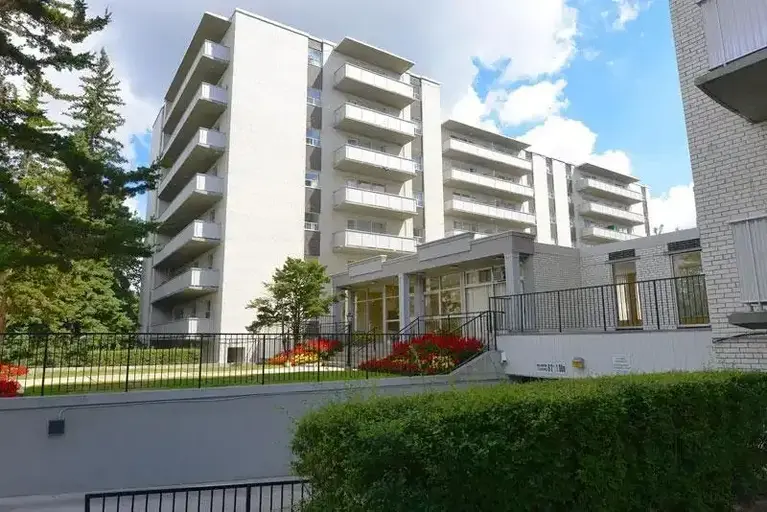 707-711 Finch Avenue West | 707 & 711 Finch Avenue West, North York | 2970482