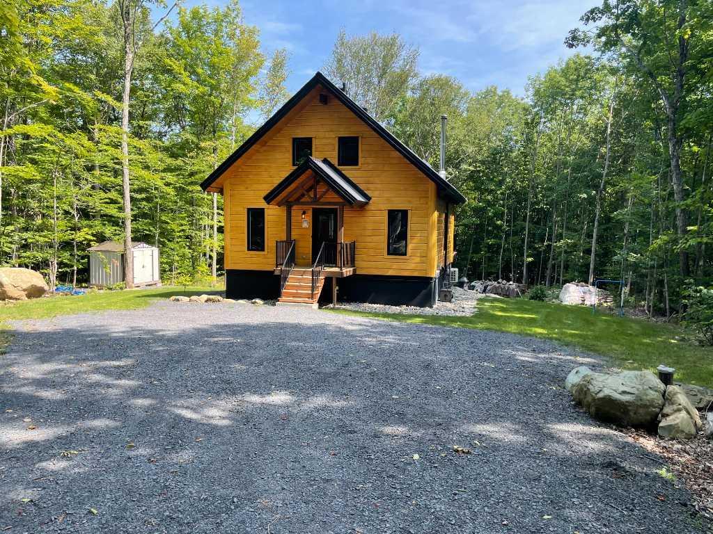 Chalet à louer en Estrie court terme seulement | 2882263