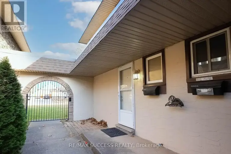 4 - 4230 MEADOWVALE DRIVE | 4 - 4230 MEADOWVALE DRIVE, Niagara Falls | 2888802