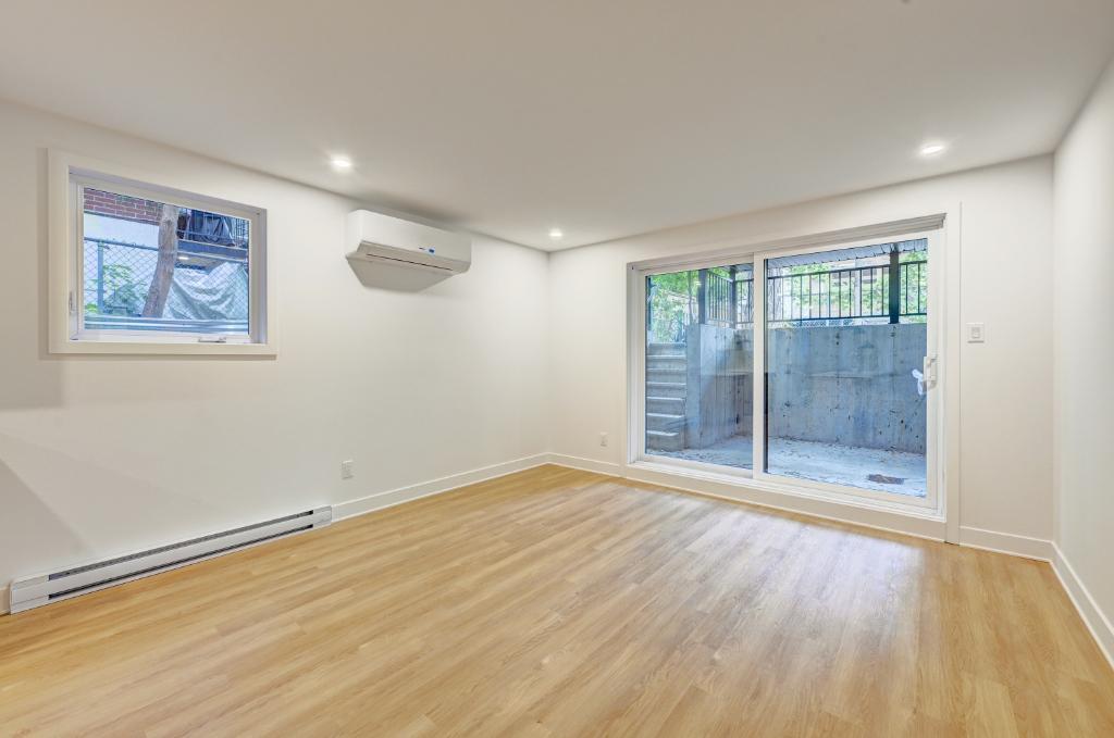 Appartement neuf dans le coeur du Vieux-Longueuil, 5 1/2 + salle de lavage. Disponible dès maintenant. Internet inclus. | 2884668