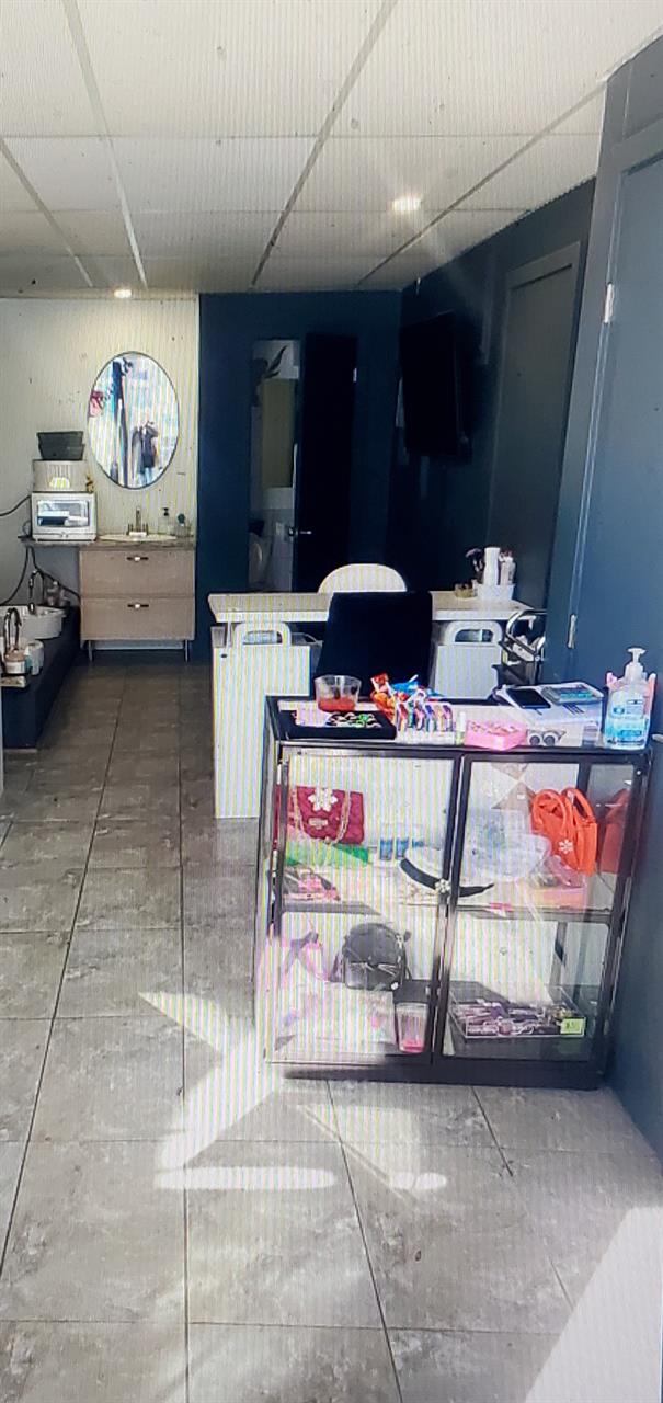 Commercial à Louer | 2884687