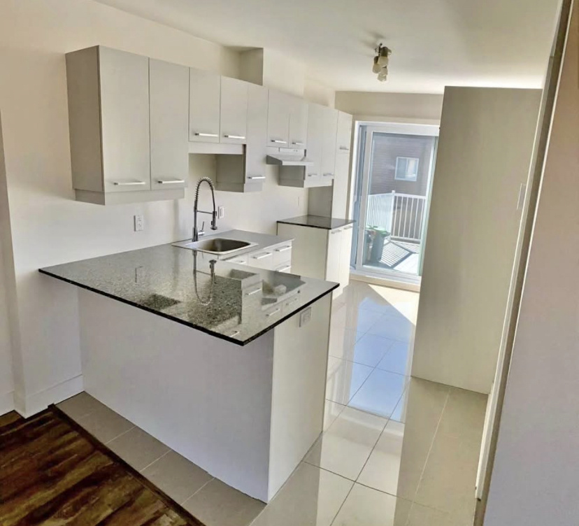 PROMO EXCLUSIVE - Condo 5 ½ Contemporain | 2884713