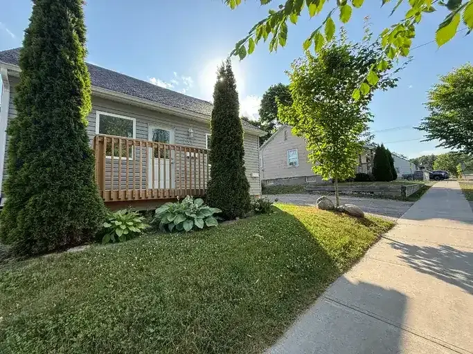 Your North End Hideaway – Inclusive 2 Bedroom for Rent Peterborough | 731 Donegal Street, Peterborough | 2884802