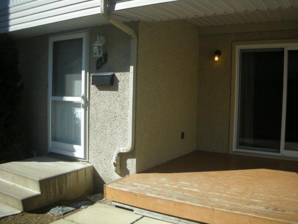 Trendy Renovated - 3 Bedrooms Spotless! | 57 Woodvale Villge Nw, Edmonton | 2884898