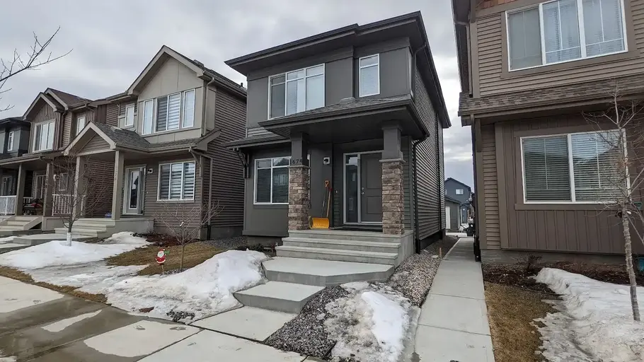 NEW HOUSE IN SW GRAYDON - 3bdrm, 2.5bth, garage, basement | 1674 Graydon Hill Link SW, Edmonton | 2884916