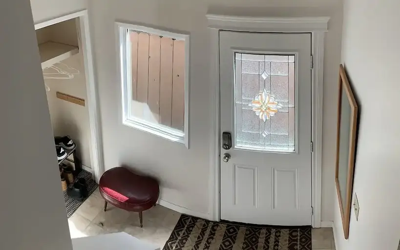 Inner city apartment close to SAIT, C-train. Includes utilities. | 1410 19 Avenue Northwest, Calgary | 2884922