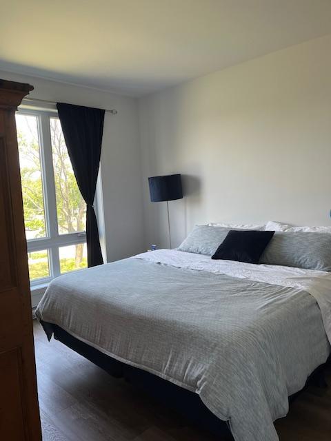 3 Chambres à coucher/ 2 salles de bain | 2884938