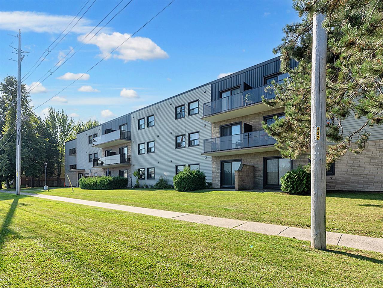 The Huron Apartments | 2891556
