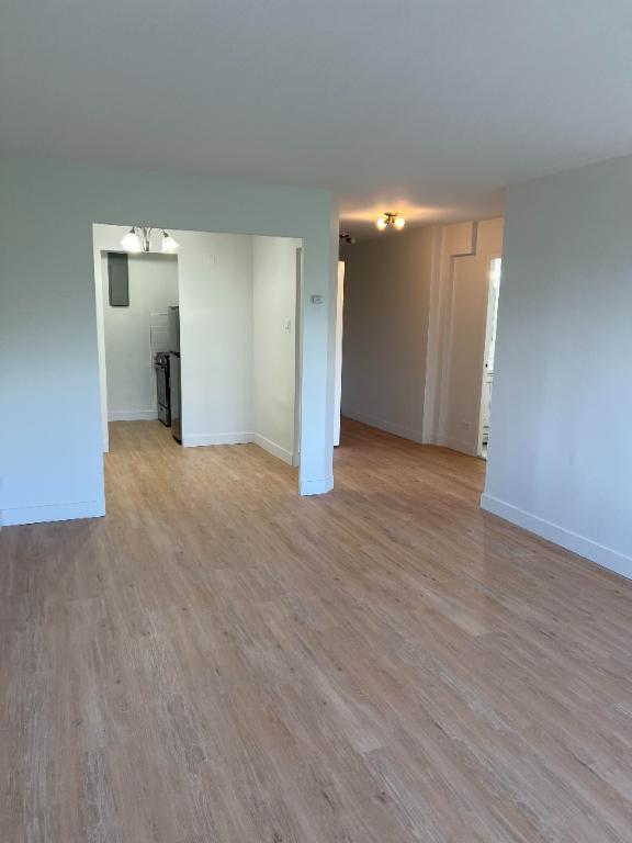 3.5 Apartments For August 2025 - A louer • For Rent | 2891944