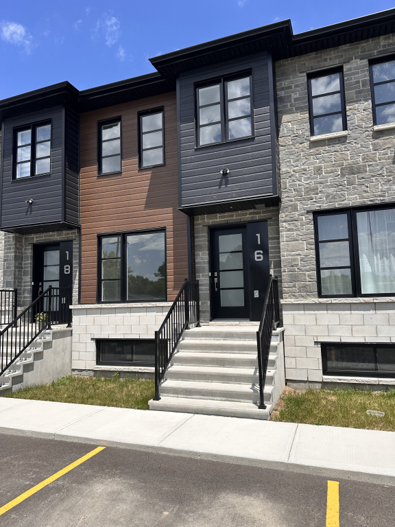 Maison De Ville à Louer Saint-Jacques | 2892073